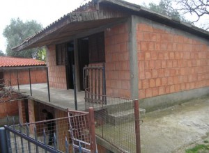 Дом без отделки в Сутоморе.