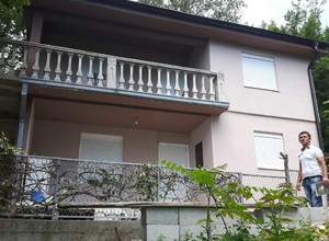Двухэтажный дом в Сутоморе