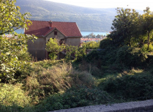 Участок в Дженовичи, Герцег-Нови, 300 м от моря.
