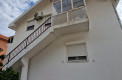 Трехэтажный большой дом с гаражом в Сутоморе