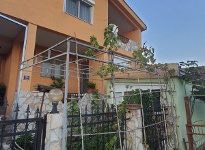 Двухэтажный дом с сауной в Баре - 150 000 евро