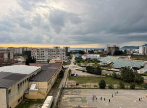 Квартира с одной спальней в Баре, в тёплом доме с солнечными батареями.