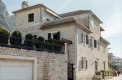 Котор, Доброта — двухквартирный каменный дом на первой линии моря. Цена 1.600.000 евро