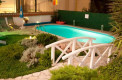 Мини-отель в центре Петроваца на 13 номеров с прекрасным ухоженным участком и бассейном, всего в 5 минутах ходьбы от пляжа.