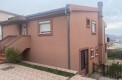 Предлагается к продаже дом в городе Бар, район Шушань общей площадью 220 м2, на участке 450 м2.
