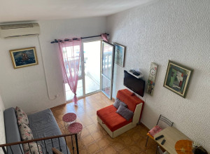 Продается двухуровневая квартира в г.Сутоморе Барская општина.