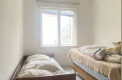 Квартира с тремя спальнями на первом этаже двухквартирного дома в Шушань, Бар.