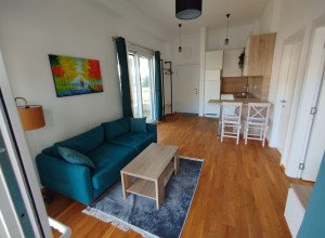 Бар. Центр. Жилой комплекс Twin House