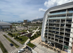 Квартира с видом на море в центре Бара