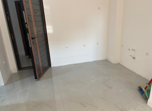 Продается студия  в новом доме в Баре, район за рынком