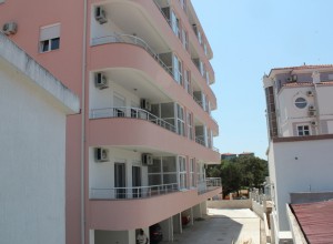 Квартиры на берегу моря в комплексе " Apricos"