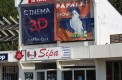 Действующий 3D-кинотеатр, плюс кафе-бар на первой линии в Баре.