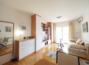 Экономичный вариант аренды квартиры с 1 спальней в Будве