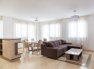 Предлагаются к продаже апартаменты в новом современном жилом комплексе в Бечичи