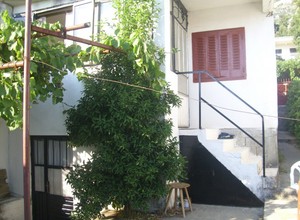 Одноэтажный дом в Сутоморе, с возможностью построить еще этаж.