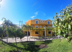 Просторный дом в Тивате - стоимость 240'000 евро