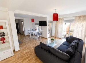 Апартамент с двориком для продажи в Бечичи - 104000 евро.