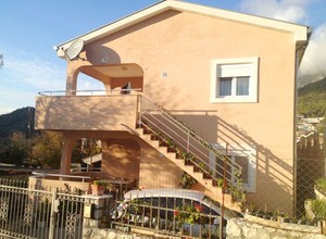 Дом в южной части Черногории, Хай-Нехай - стоимость 170'000 евро