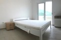 Новая двухэтажная вилла с двумя отдельными апартаментами в Утехе рядом с морем.