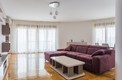 Продажа апартамента 130 м2 с двумя спальнями и видом на море в новом современном жилом комплексе в Бечичи.