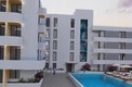 Недорогие квартиры в новостройке в 20 метрах от пляжа и набережной Veliki Pjesak, Добра Вода.